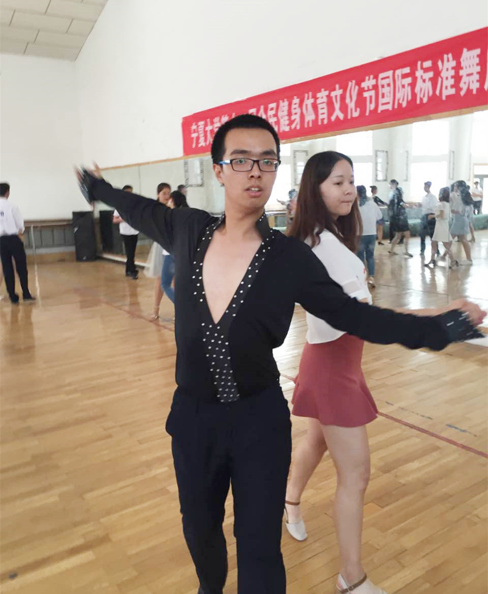 蓝鲸体育NBA频道