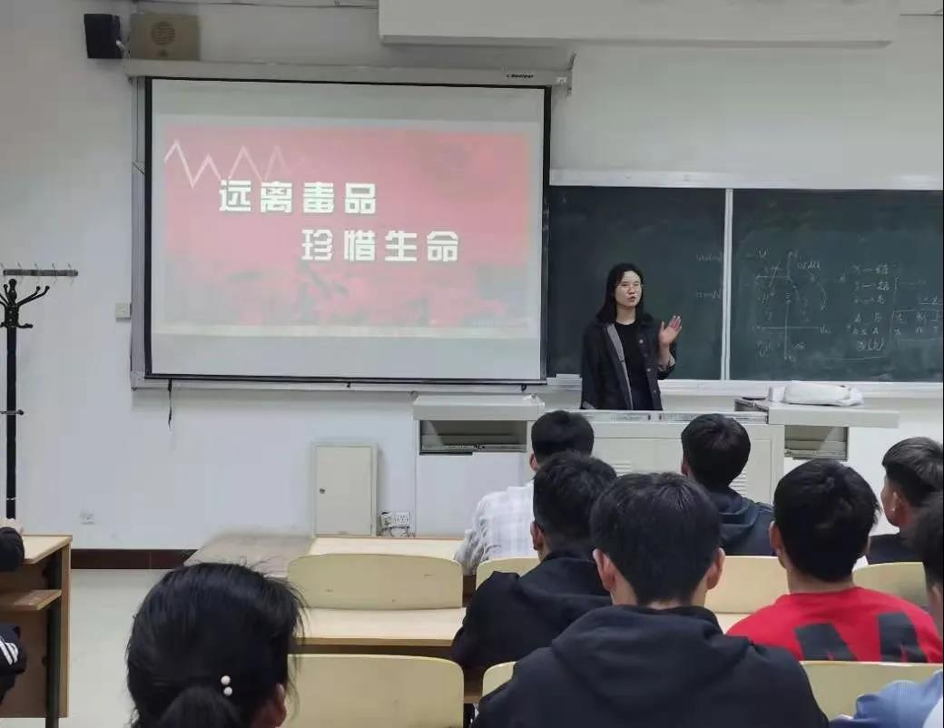 蓝鲸体育赛事快讯