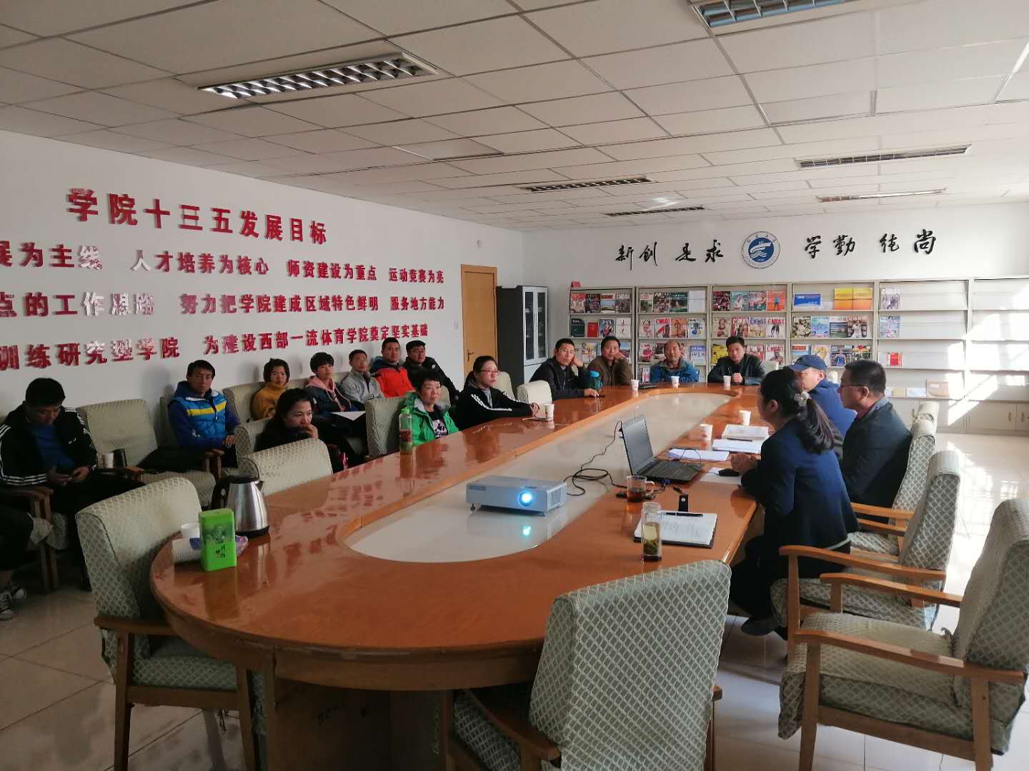 蓝鲸体育客户端