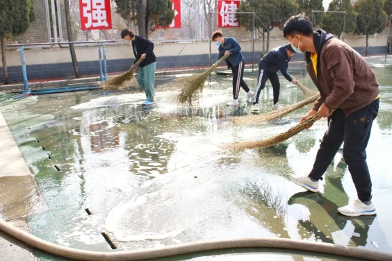 蓝鲸体育客户端