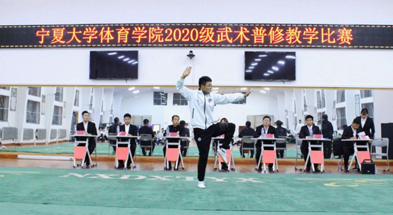 蓝鲸体育指定通道
