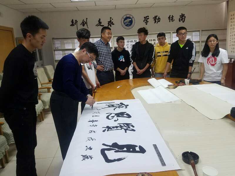 蓝鲸体育NBA频道