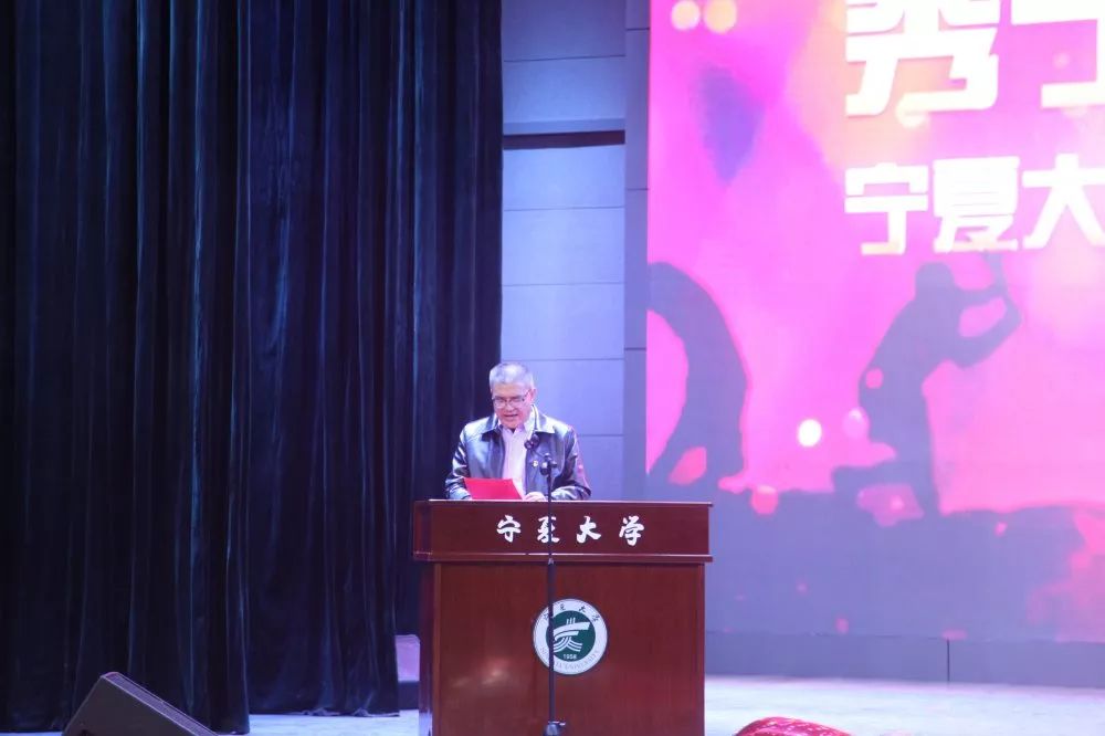 蓝鲸体育官方指定端