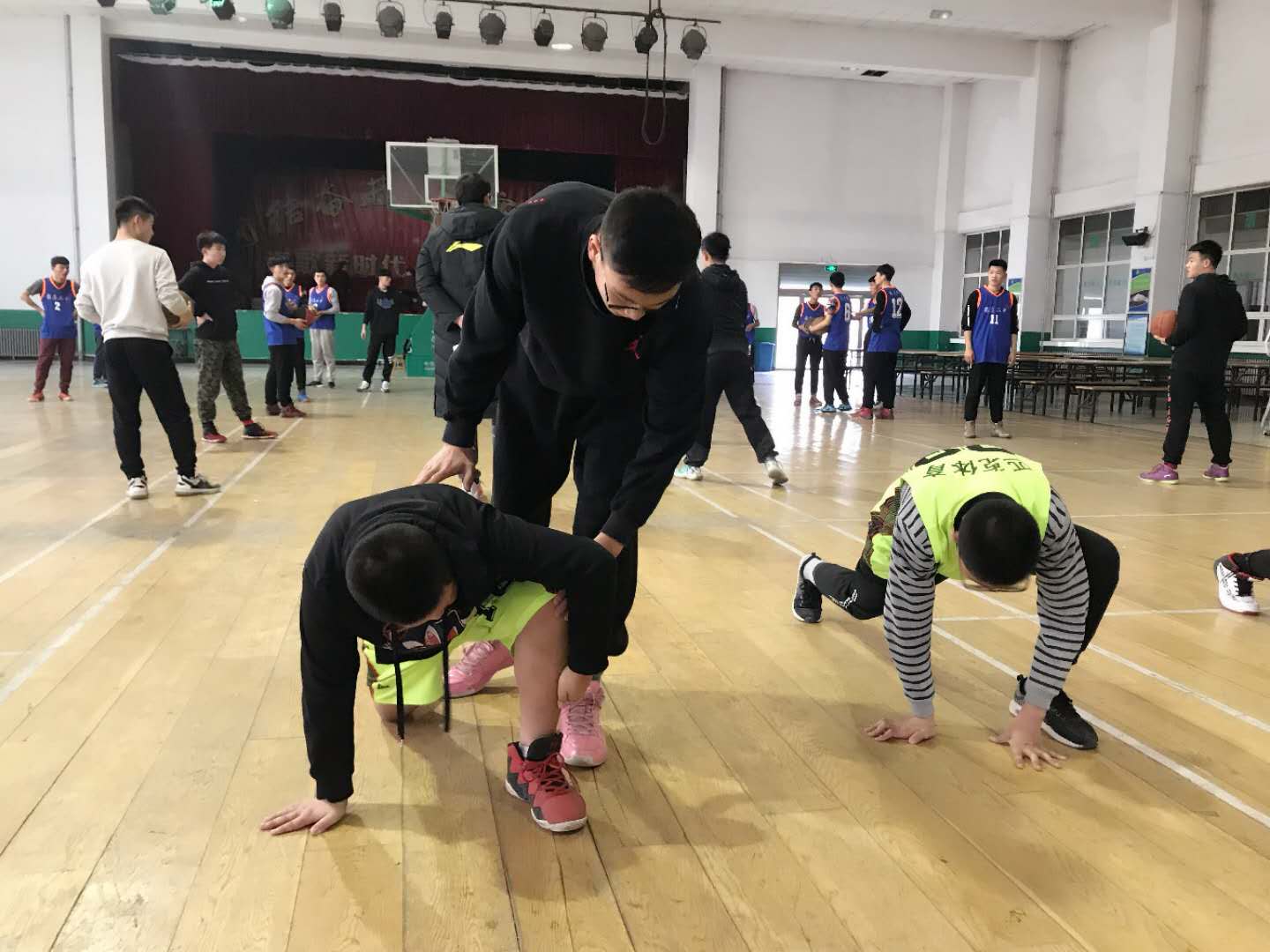 蓝鲸体育加速节点